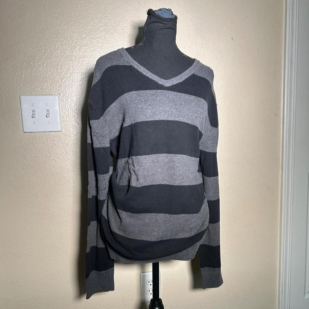 Old Navy Y2K Gray Black Striped V-Neck Sweater XL Cotton Grunge Oversized